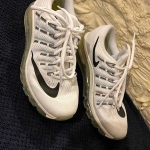 Nike white air max with black check and details. Size 7.5 excellent care